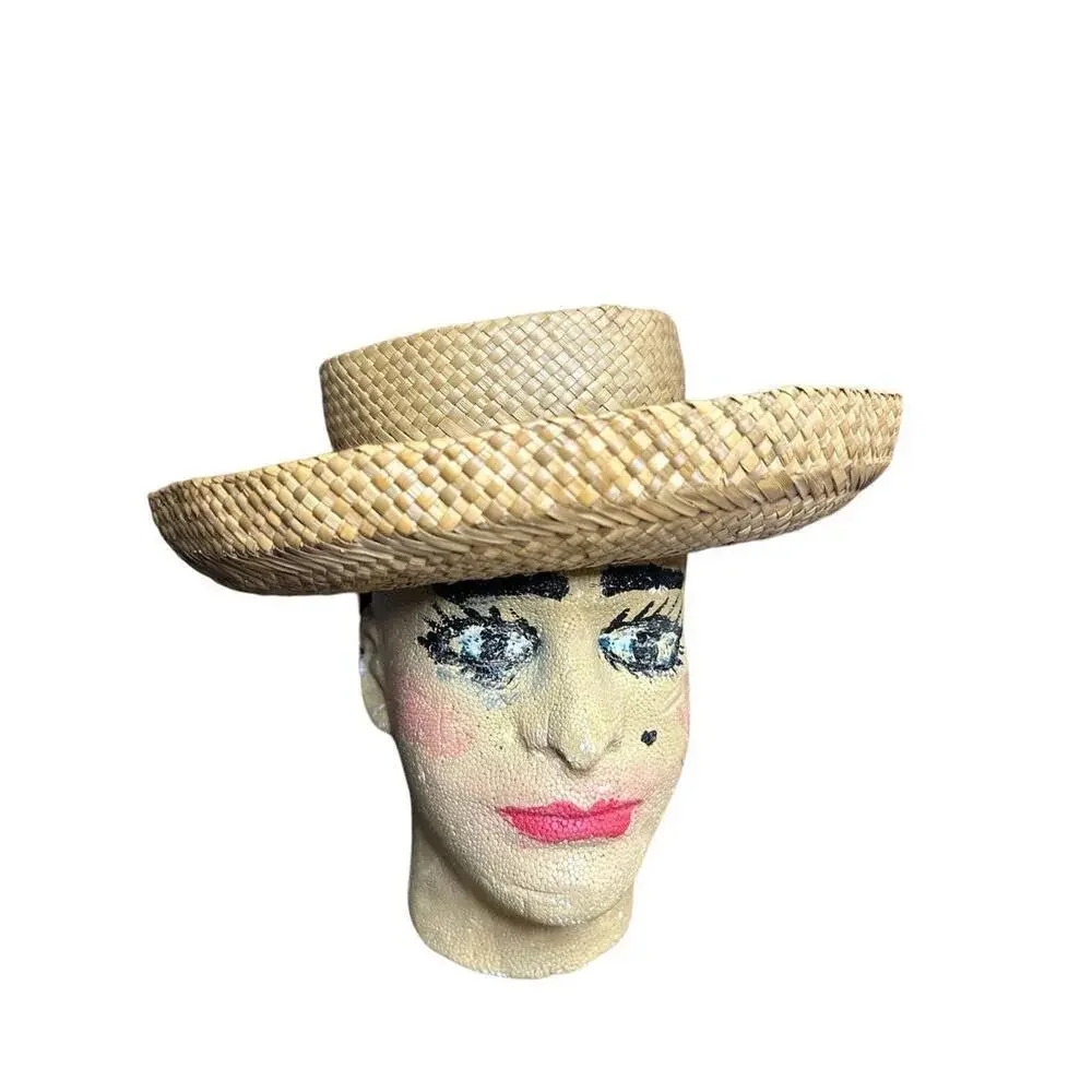 Hat beautiful designed with shells and nicely weaved size large women or men